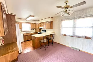404 E 3rd St, Madison, MN 56256 - Photo 24