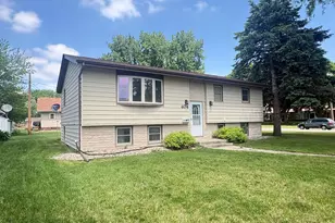 404 E 3rd St, Madison, MN 56256 - Photo 32