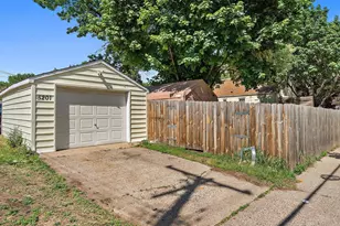 5201 Camden Ave N, Minneapolis, MN 55430 - Photo 8