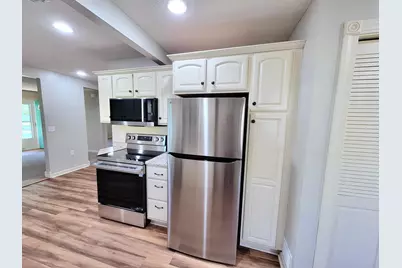715 Elm Street, Anoka, MN 55303 - Photo 2