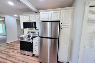 715 Elm St, Anoka, MN 55303 - Photo 2