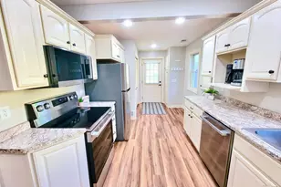 715 Elm St, Anoka, MN 55303 - Photo 2