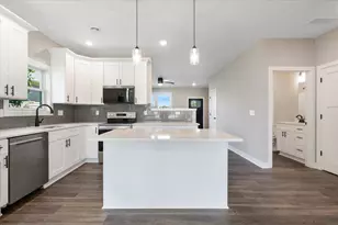 524 Cottonwood Cir, Lake City, MN 55041 - Photo 10