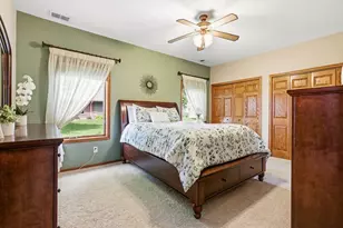 1626 Thunderbird Rd, Marshall, MN 56258 - Photo 4