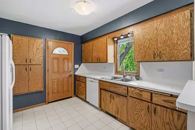 1870 7th Street NW, New Brighton, MN 55112 - Photo 10