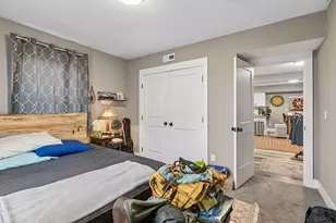 935 Iglehart Ave, Saint Paul, MN 55104 - Photo 16