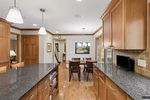 265 Oakwood Rd, Hopkins, MN 55343 - Photo 14