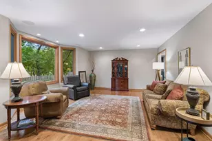265 Oakwood Rd, Hopkins, MN 55343 - Photo 8