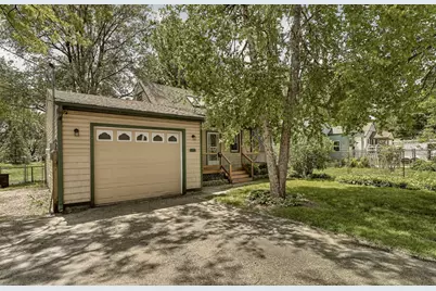 610 10th Street NW, Rochester, MN 55901 - Photo 2