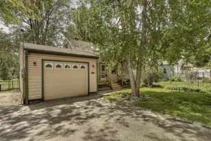 610 10th St NW, Rochester, MN 55901 - Photo 2