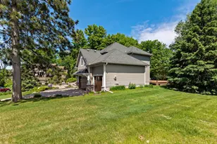 9200 Hearthstead Ln, Eden Prairie, MN 55347 - Photo 68