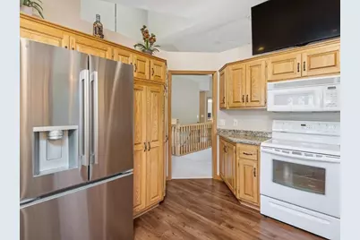 15930 38th Avenue N, Plymouth, MN 55446 - Photo 16