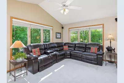 15930 38th Avenue N, Plymouth, MN 55446 - Photo 6