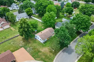 711 Elm Ave, Gaylord, MN 55334 - Photo 2