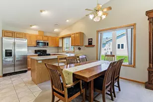 1096 Prairieview Dr SW, Hutchinson, MN 55350 - Photo 18