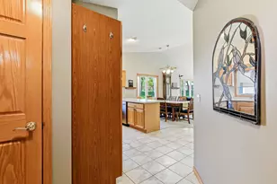 1096 Prairieview Dr SW, Hutchinson, MN 55350 - Photo 6