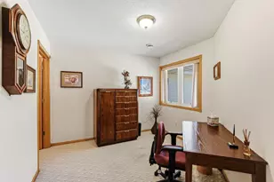 1096 Prairieview Dr SW, Hutchinson, MN 55350 - Photo 8