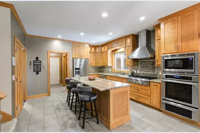 1228 Wildwood Way, Chaska, MN 55318 - Photo 12