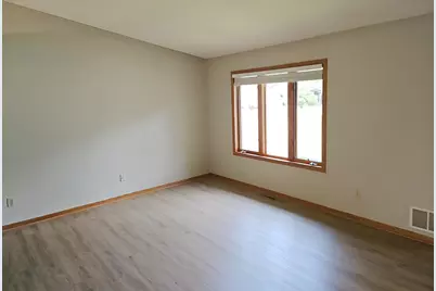 22200 Joliet Avenue N, Forest Lake, MN 55025 - Photo 6