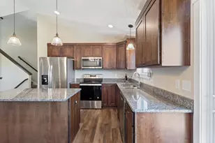 314 Aspen Dr, Somerset, WI 54025 - Photo 8