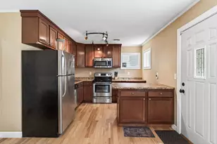 419 7th Ave W, Shakopee, MN 55379 - Photo 6
