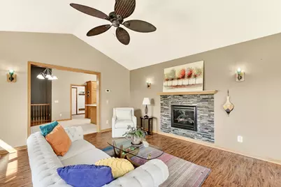 906 Bucknell Boulevard SE, Stewartville, MN 55976 - Photo 14