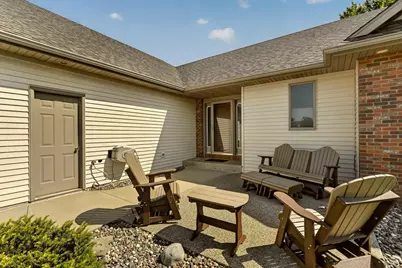 906 Bucknell Boulevard SE, Stewartville, MN 55976 - Photo 34