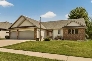 906 Bucknell Blvd SE, Stewartville, MN 55976 - Photo 2