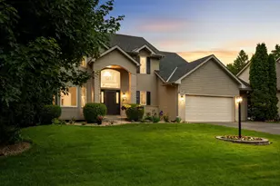 705 Granite Dr, Eagan, MN 55123 - Photo 4