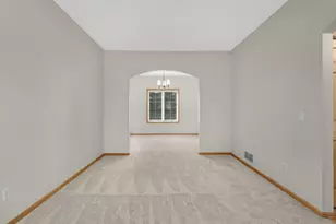 705 Granite Dr, Eagan, MN 55123 - Photo 12