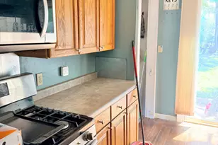 410 Frank Hall Dr, Albert Lea, MN 56007 - Photo 8