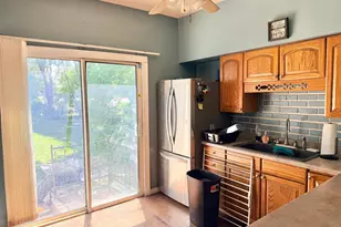 410 Frank Hall Dr, Albert Lea, MN 56007 - Photo 10