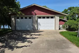 24812 Crescent View Rd, Paynesville, MN 56362 - Photo 6