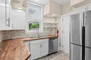 228 Victoria St N, Saint Paul, MN 55104 - Photo 14