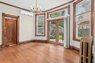 228 Victoria St N, Saint Paul, MN 55104 - Photo 6