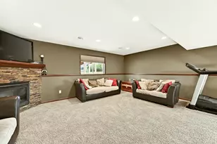 1983 Fieldstone Rd SW, Rochester, MN 55902 - Photo 20