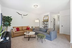 3915 Zane Ave N, Robbinsdale, MN 55422 - Photo 10