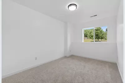 714 E Hawthorne Avenue E, Saint Paul, MN 55106 - Photo 20