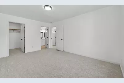 714 E Hawthorne Avenue E, Saint Paul, MN 55106 - Photo 10