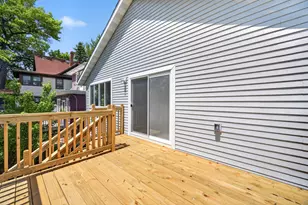 714 E Hawthorne Ave E, Saint Paul, MN 55106 - Photo 28