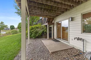 4648 Allendale Dr, White Bear Lake, MN 55127 - Photo 44