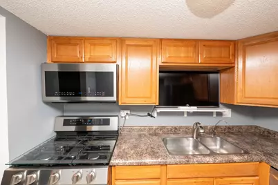 7196 72nd Lane N #227, Brooklyn Park, MN 55428 - Photo 2