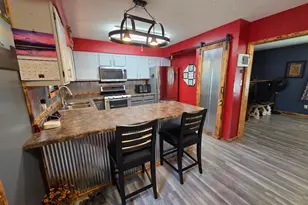301 SE Fremont St, Brownsdale, MN 55918 - Photo 4