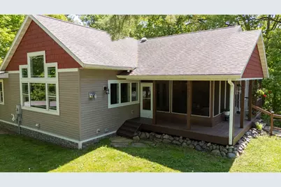 1325 Island Avenue, Cumberland, WI 54829 - Photo 8