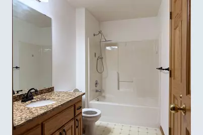 2533 Montana Avenue E, Maplewood, MN 55119 - Photo 30