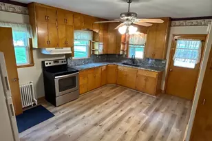 10 Park St N, Fairfax, MN 55332 - Photo 2