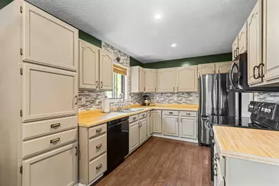 2954 Heatherwood Circle S, Moorhead, MN 56560 - Photo 18