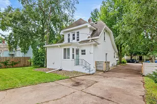 1221 4th St E, Saint Paul, MN 55106 - Photo 22