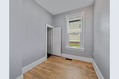 937 Thomas Avenue, Saint Paul, MN 55104 - Photo 12