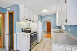 2154 William St, Roseville, MN 55113 - Photo 8